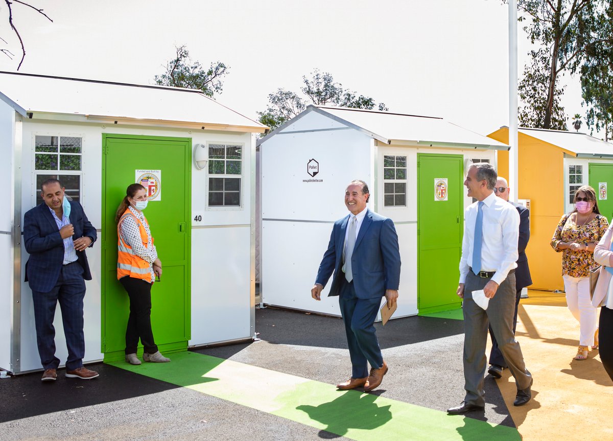 We’ve made historic investments towards ending homelessness. That work is continuing today with the opening of our 7th tiny homes village, the Whitsett West.

Thanks to CM <a href="/PaulKrekorian/">Paul Krekorian</a> &amp; our partners for your  commitment to helping unhoused Angelenos secure housing &amp; services.