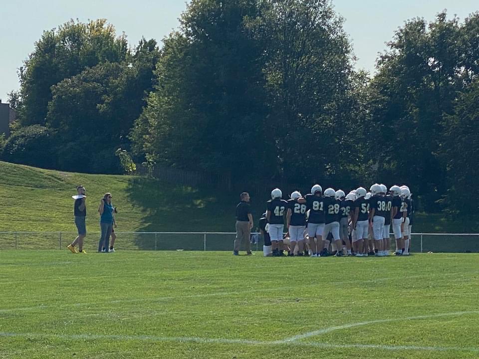 mps_russell's tweet photo. Congrats on the win Timberwolves!
🐺 🏈
@mps_russell @BethLFink #RMSfootball https://t.co/OJq9kmA2tI