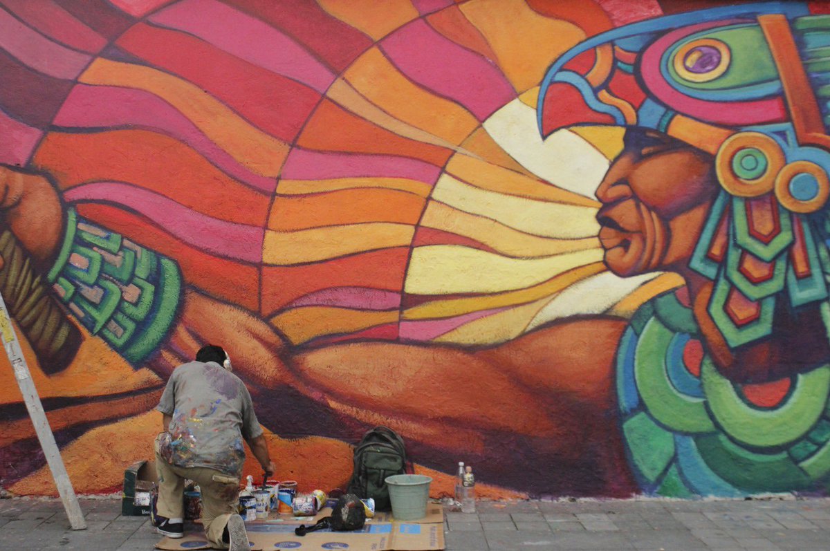 Nuestro primer  mural de la serie Heroínas y Próceres está listo. Lxs invitamos a que lo visiten en la Plaza de la Concepcion en el Centro de la #CDMX, agradécenos a la <a href="/AlcCuauhtemocMx/">Alcaldía Cuauhtémoc</a> por el apoyo en la realización de la obra así como a las autoridades y embajadas involucradas.