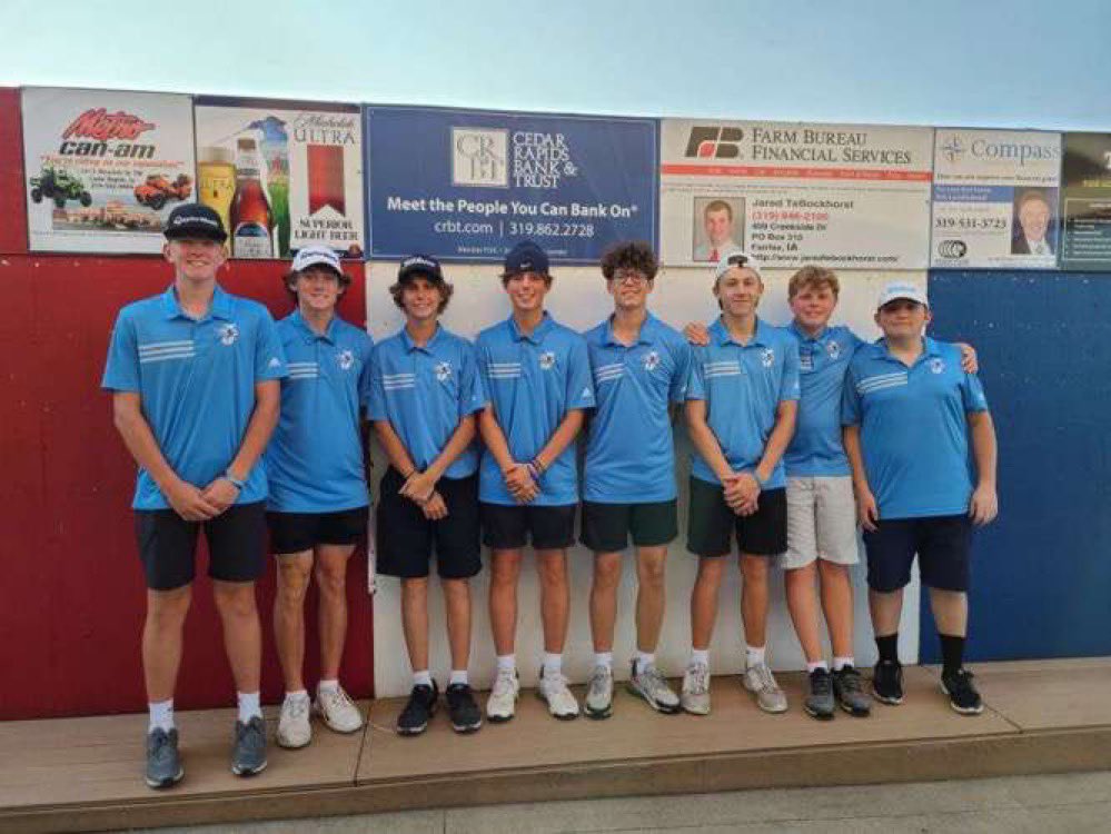 The J-Hawks fired a 143 today led by Logan Augustines 34, Jake Strain and Landon Augustines 36, and Adam Panochs and Logan Millers 37s. Logan Boll shot 38,Ben Goudy 39 and Jackson Roushar 41.