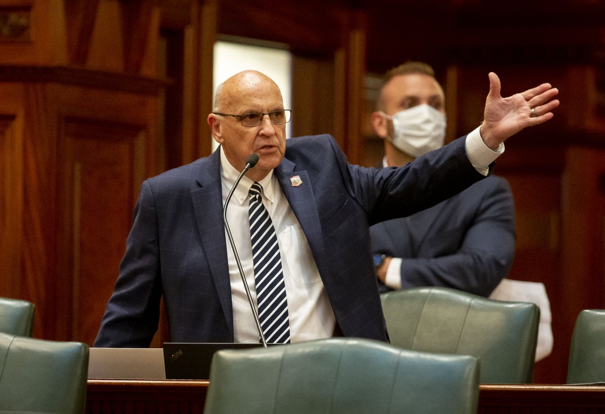 justinlfowler's tweet image. Debate on SB2408, a comprehensive energy proposal, in full swing in the Illinois House of Representatives. Springfield&apos;s CWLP being brought up by many times by local representatives.