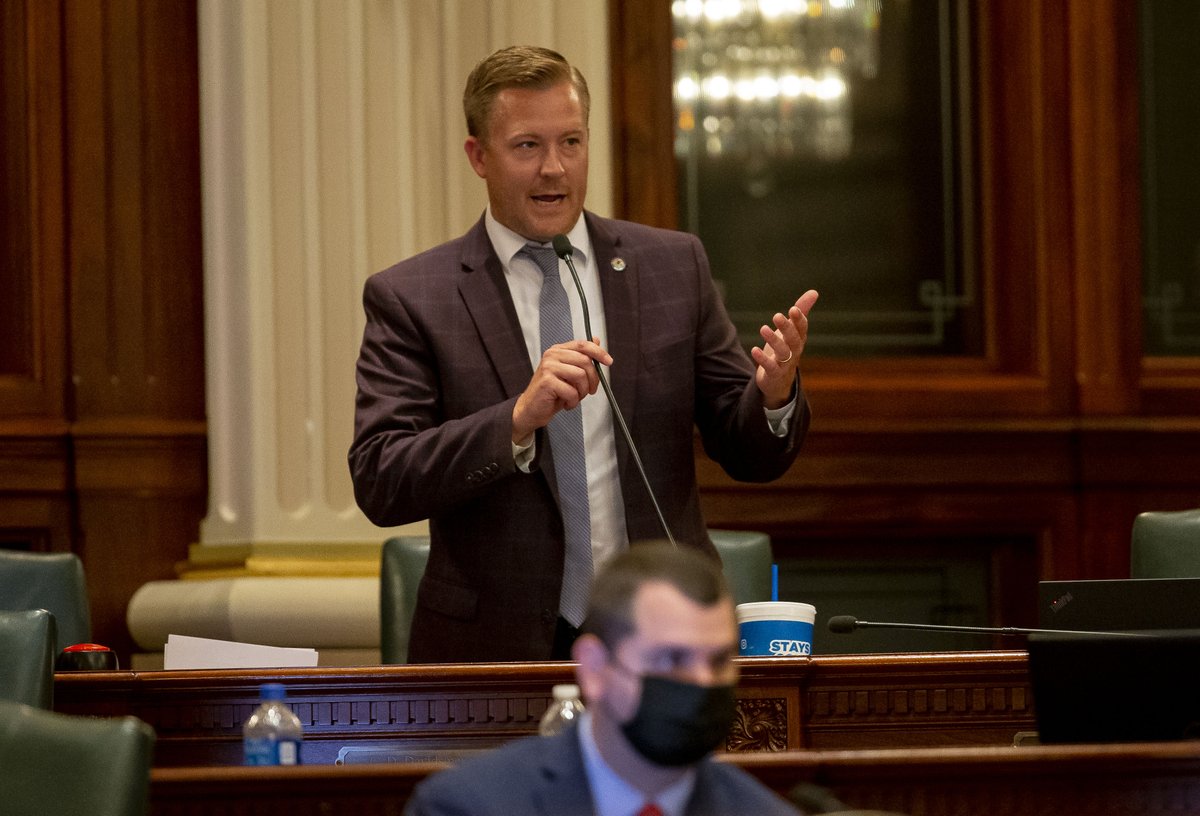justinlfowler's tweet image. Debate on SB2408, a comprehensive energy proposal, in full swing in the Illinois House of Representatives. Springfield&apos;s CWLP being brought up by many times by local representatives.