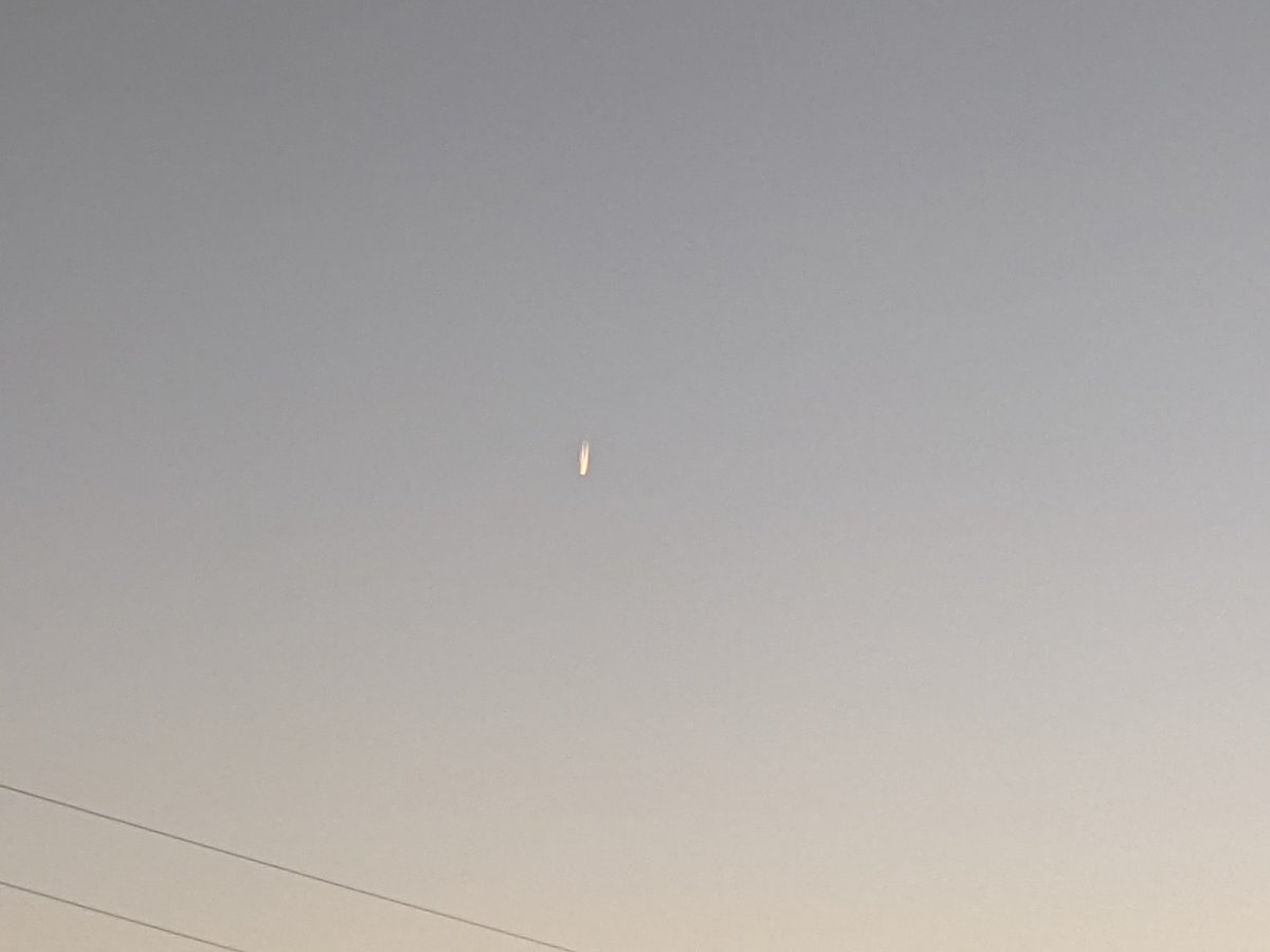 Author_PCorrell's tweet image. Hey Sky Twitter, what are these? Seen around 7:15 pm CST, definitely moving. Two at first, then I looked away &amp;amp; they both seemed to disappear, looked away again &amp;amp; a third was there (or had reappeared). #space #sky #unidentifiedobjects #interesting