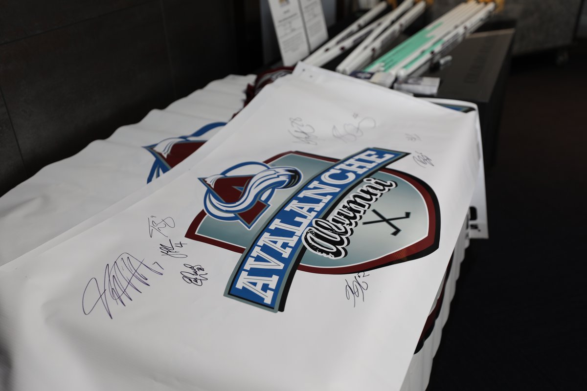 Avalanche tweet picture