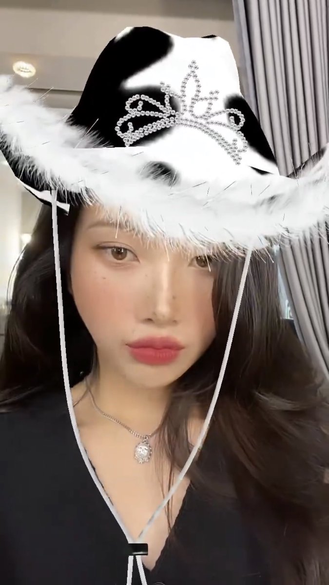 PARKSYLOOKS's tweet image. IT GIRL PARK SOOYOUNG