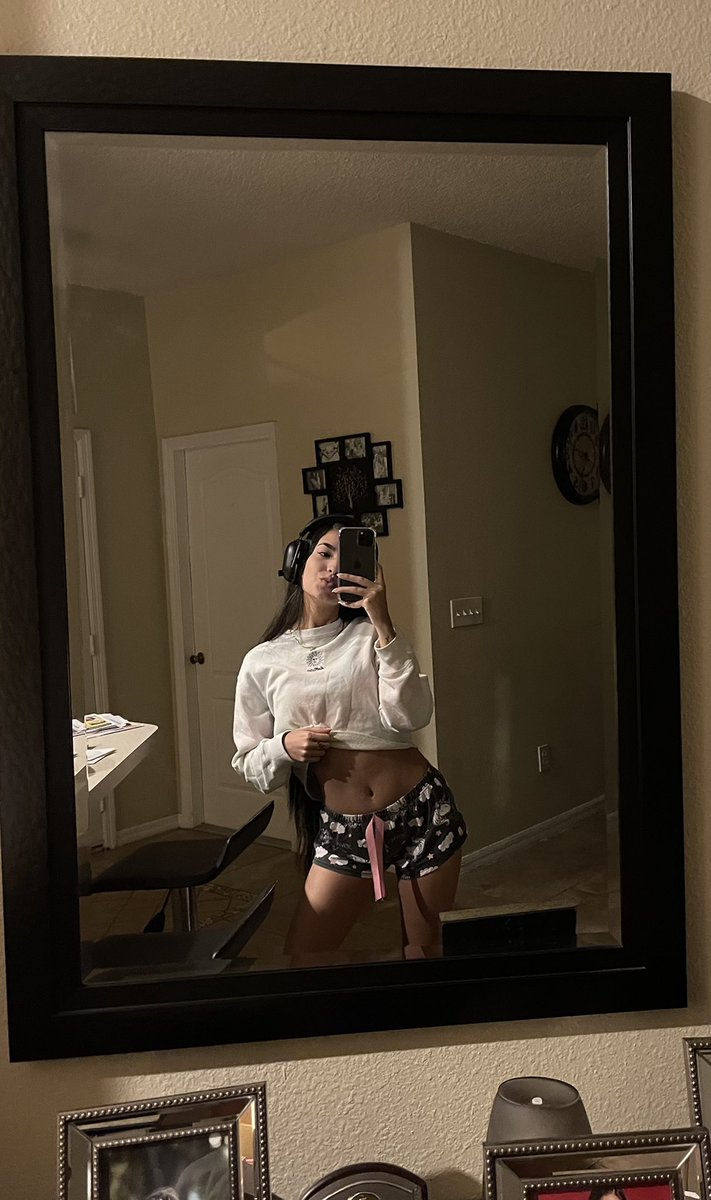 Paolaojedda's tweet photo. 🥰 https://t.co/hD27hezbFg