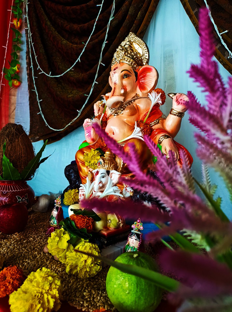 DJ_Navapara's tweet photo. Wishing you all a very happy and prosperous ganesh chaturthi.... 🙏
#GanpatiBappaMorya 
#GaneshChaturthi2021 https://t.co/Xo3VXqNEPQ
