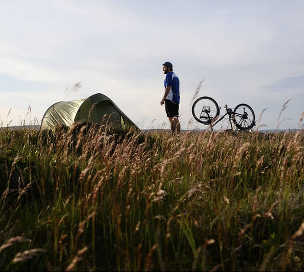 And they're off 🚵‍♂️🚵‍♀️ Joshua & Sarah our amazing ambassadors @veggievagabonds have begun a gruelling 2,000-mile cycle to all 15 UK national parks, aiming to complete the epic ride in just 30 days. Find out more about their journey: vango.co.uk/gb/blog/one-va…