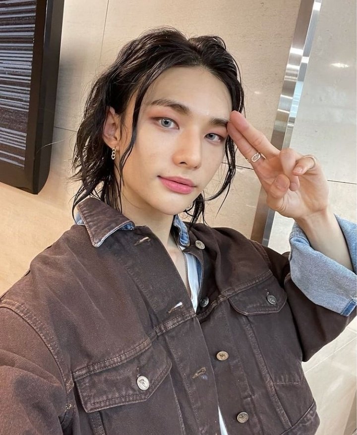 k00sh1ne's tweet photo. Dios,,,,,,,,, que hermoso es Hyunjin
#skzdiamond #hyunjinradiant #changbincute #FelixPretty #skzdiscography #skzdivine #bangchanradiant #hyunjinbaby https://t.co/5mdinEJZn7