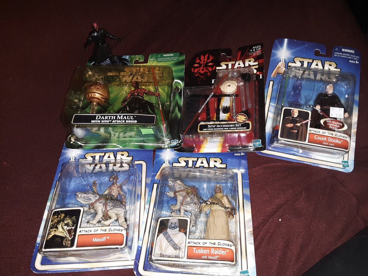 PyriteHearts's tweet photo. Got some stuff, still collecting figures, books, and the odd plushie when I can find them. This is some of the recent stuff, only Ahsoka is new the rest are from local second hand sources or found online because I don't buy mint in box unless it's new or deeply discounted. https://t.co/fLSQybOfZY