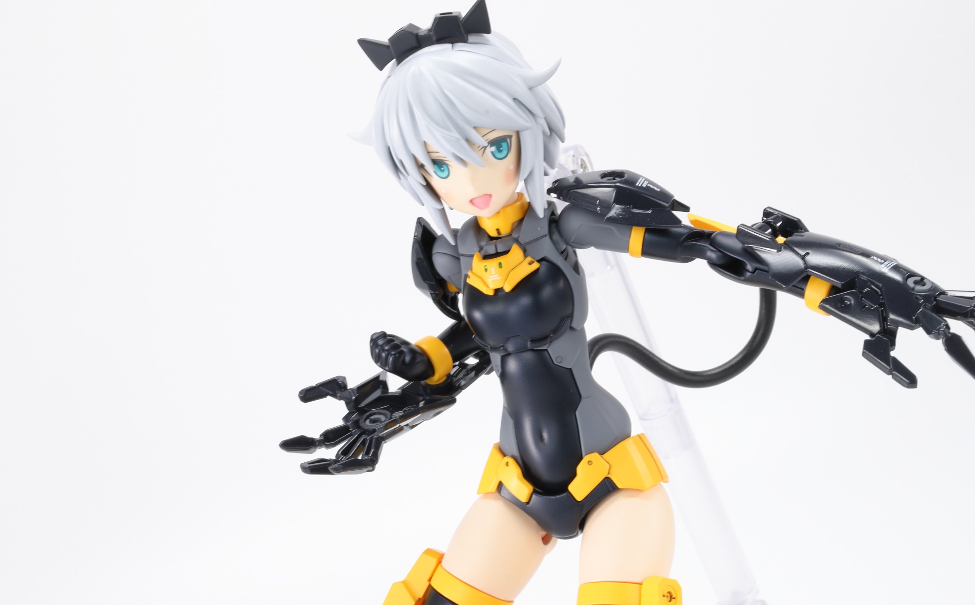 30MS SIS-G00 リシェッタ　塗装品 Amazon.co.jp: HYPER Plamo Fes. 限定カラー 30MS SIS-G00