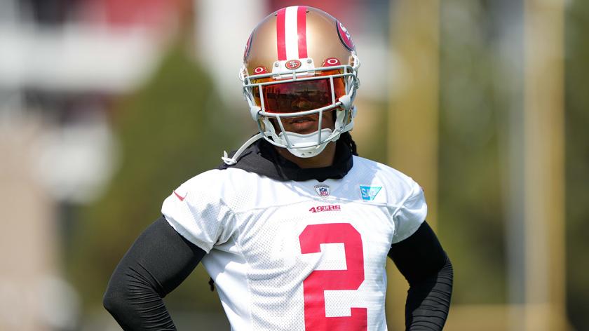 49ersCast's tweet photo. ¡YA CASI ESTAMOS DE REGRESO EN EL EMPARRILLADO!
Faltan 2 días para el #kickoff de los #49ers
Jason Verrett cambia su número y esperamos una gran temporada también. #countdownto75 https://t.co/9t3v5Ve6Es