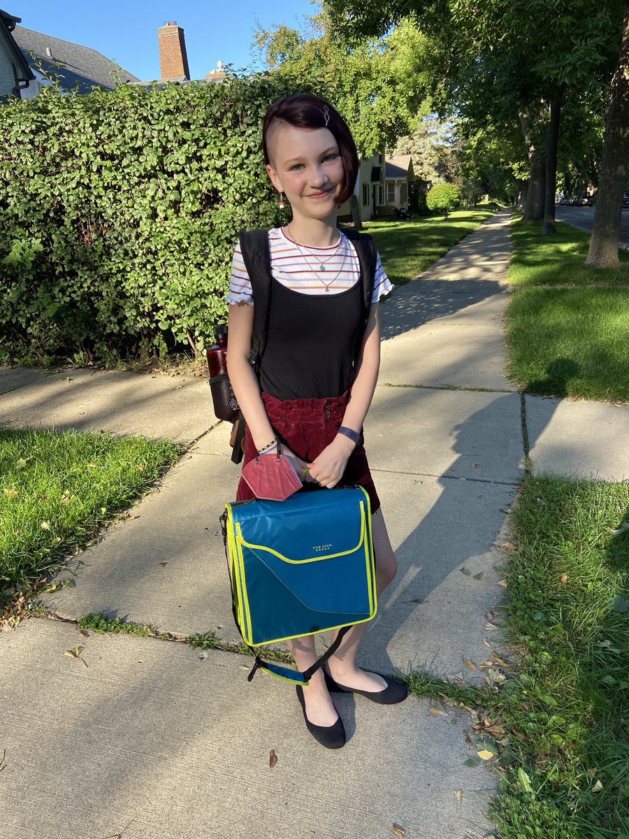 sarahekhunter's tweet photo. We had a great #SPPSFirstDay today at @GlobalArtsPlus and Expo. Thank you to the teachers and staff who made today possible! https://t.co/8z0LUGRDr3