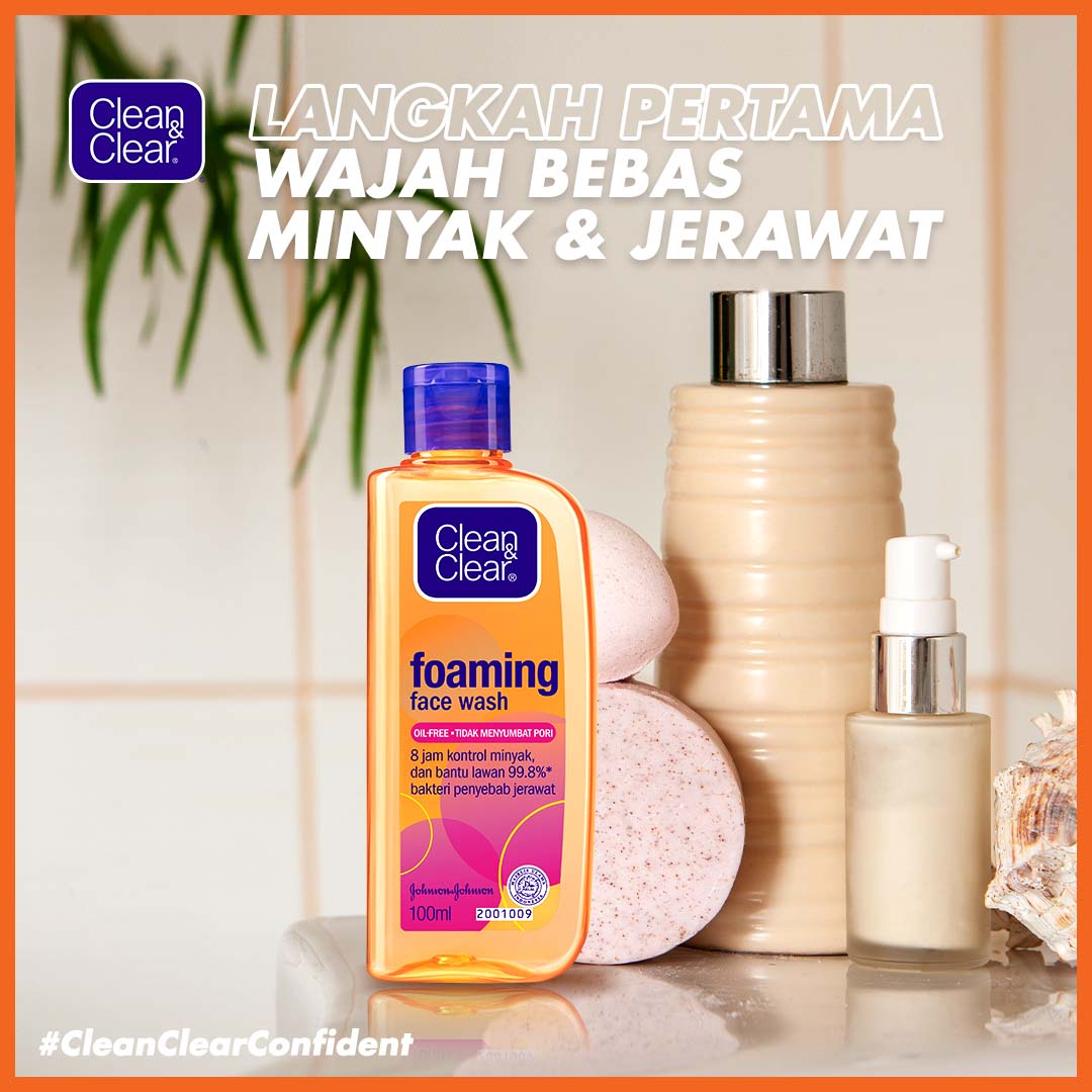 Langkah pertama untuk confident itu kulit yg clean, clear, sehat alami jauh dari minyak &amp; jerawat. So, pastiin untuk selalu cuci muka 2 kali sehari dengan Clean &amp; Clear Foaming Face Wash yang bantu lawan 99,8% bakteri penyebab jerawat!
#CleanClearConfident
shopee.co.id/Clean-Clear-Fo…
