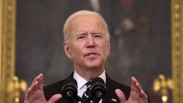 thehill's tweet photo. Biden blames unvaccinated for US's COVID-19 slog https://t.co/BvT5SWiYkk https://t.co/6R0uYt7I14