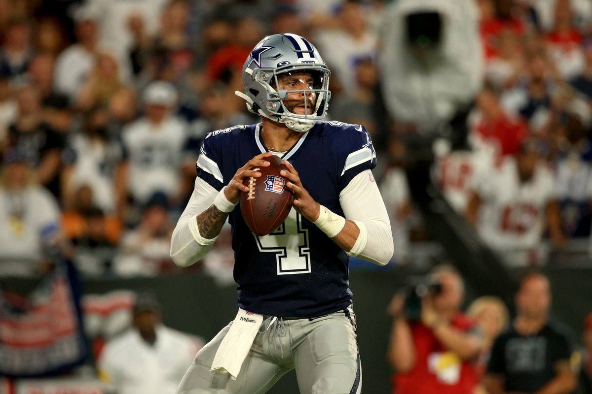 Dak in his first game back since ankle injury:
 
▪️ 42-58
▪️ 403 YDS
▪️ 3 TD
▪️ 1 INT

Comeback complete ✅ <a href="/brgridiron/">B/R Gridiron</a>