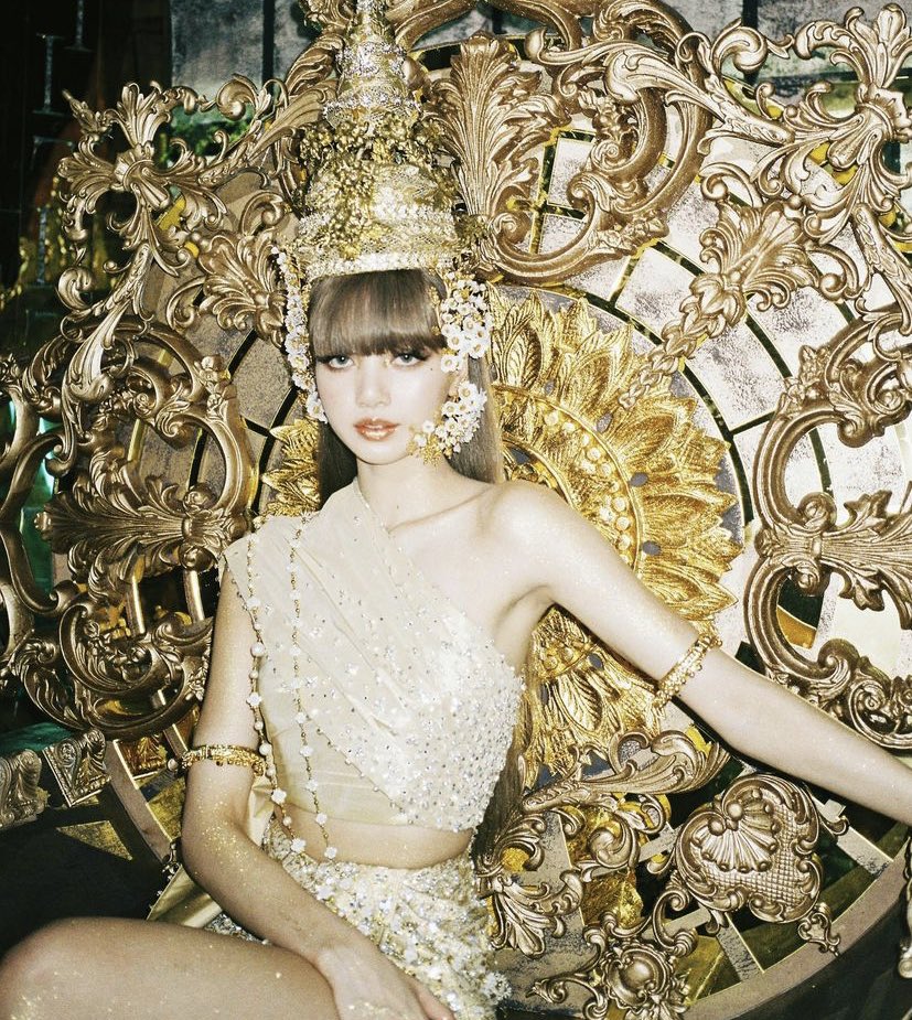 lisa pics tweet media