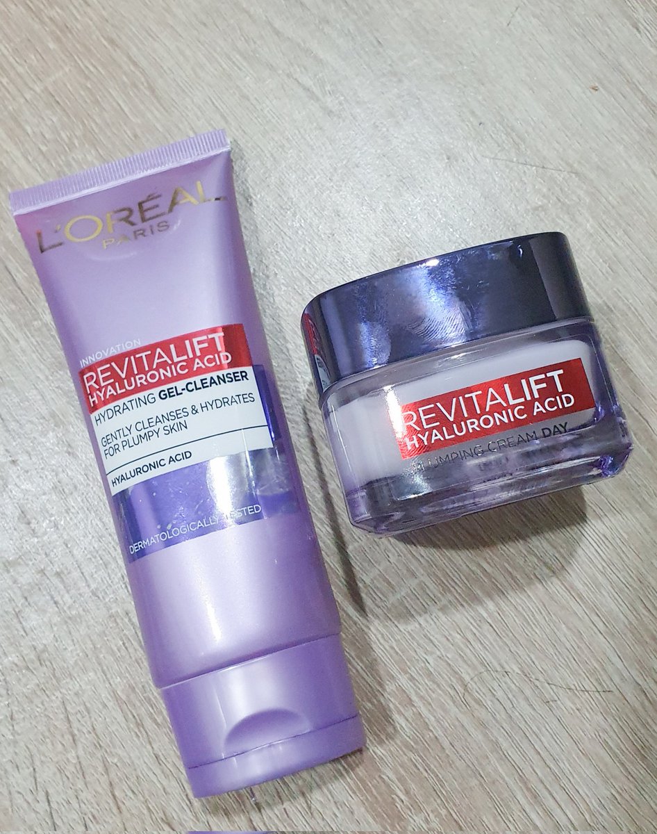 JessePao_O's tweet photo. Suka banget sama resultnya! Sejak awal pake, kulit jadi terasa lebih kenyal bercahaya. Dengan micro HA 50x lebih kecil, dapat mengganti HA harian kita yg hilang. #BounceBack #BounceBackID #lorealparis @LorealParisID https://t.co/fm2lMXseF0