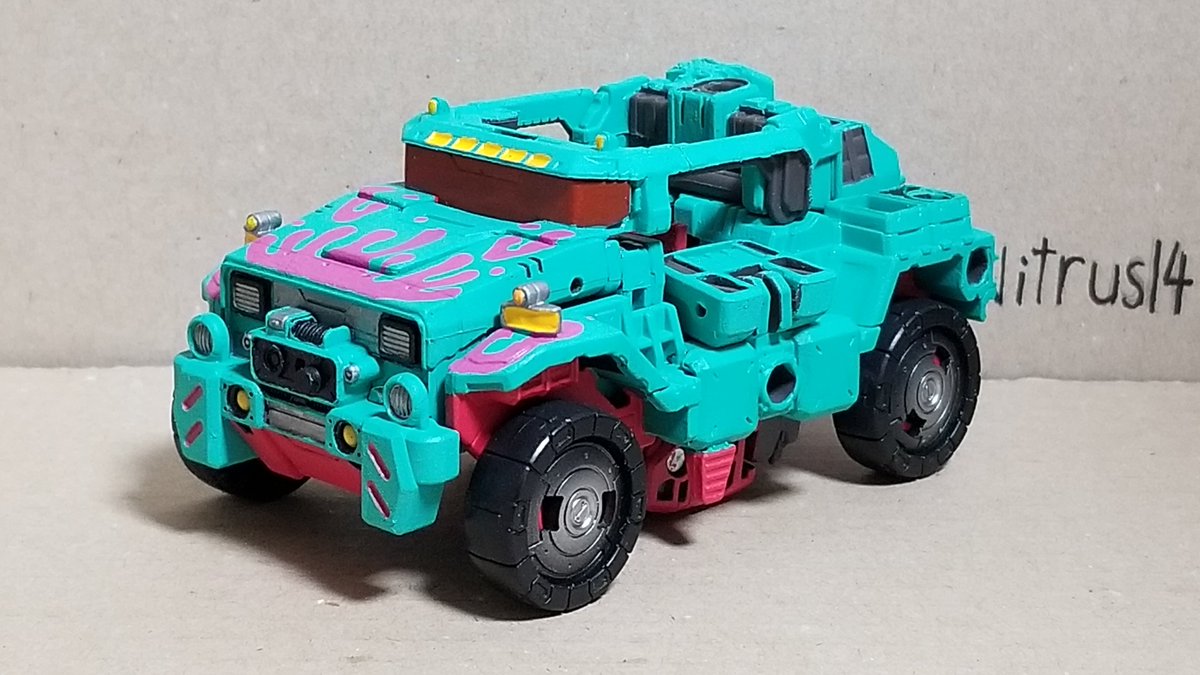 Nitrus14's tweet photo. アクセラレーターズ オートボット ターボファイア
カラーリングがすごい好みなので作ってみた!
Axelerators Autobot Turbofire!!
I really love his color scheme so I made him!!
more pics and paints that I used are in following tweet!!
#トランスフォーマー #Transformers #Turbofire https://t.co/0TgzQUBmsM