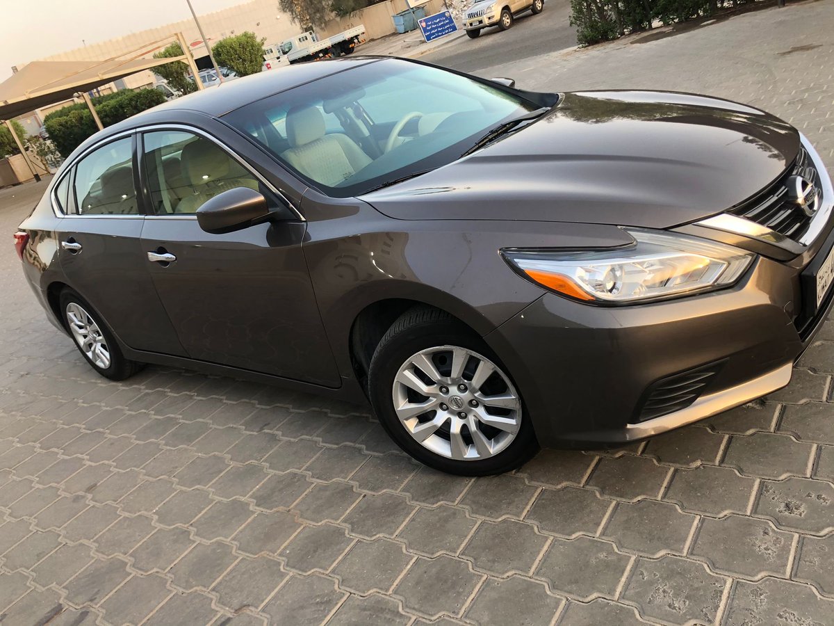 للبيع سياره 🚘 

▪️التيما موديل ٢٠١٧  

▪️اللون بني ٤ سلندر 

▪️ماشي ٩٥ 

▪️شرط الفحص 

☎️للتواصل /٦٠٩٨٢٢٢٨