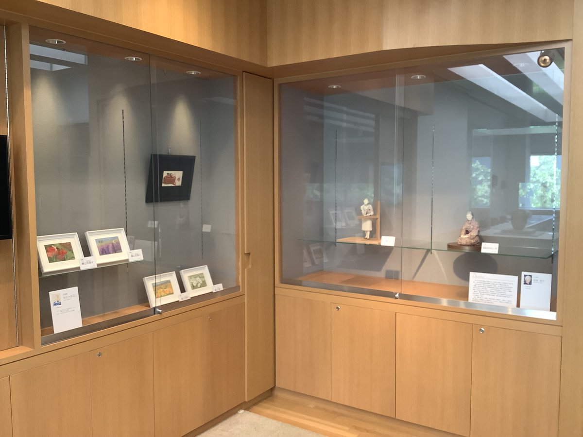 北区飛鳥山博物館 公式 9月11日 土 10月10日 日 まで 当館3階で第回 奥山峰石と北区の工芸作家展 が開幕します 人間国宝 奥山峰石氏をはじめ 北区とゆかりのある工芸作家たちの作品が一堂に会する貴重な機会です 初秋の 飛鳥山 で作品がもつ