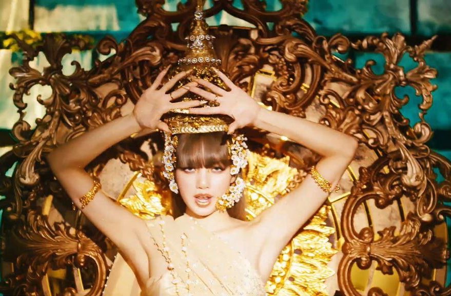 6sd3g's tweet photo. #LALISA  قوتها حرفياً لاليسا احلى شي صار ف السنه ذي✋🏻😩😩😩💖 https://t.co/deHQA1HkMv