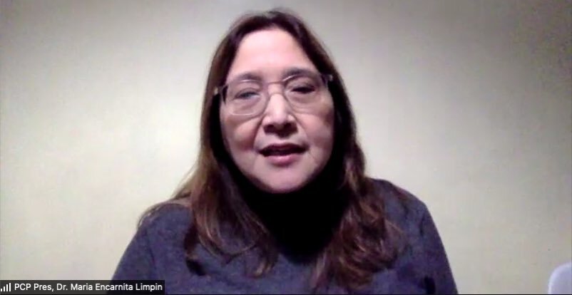 onenewsph's tweet photo. Philippine College of Physicians President Dr. Maricar Limpin says Pres. Rodrigo Duterte must remove Sec. Harry Roque as spokesperson after he blasted doctors during an online IATF meeting on Tuesday. Roque says he apologizes for the manner of speaking, "but never the message." https://t.co/fE9quqGe3M