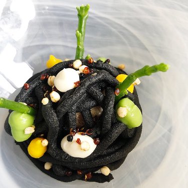 juliaplozano's tweet photo. Mi crítica de esta semana en @GASTROactitud está dedicada al #restaurante #paschi Un viaje por #peru sin salir de #madrid gracias al talento y la buena cocina de #jonathanordoñez Tradición y modernidad https://t.co/nDyA3lsnba vía @GASTROactitud https://t.co/VqwuuFGNdc