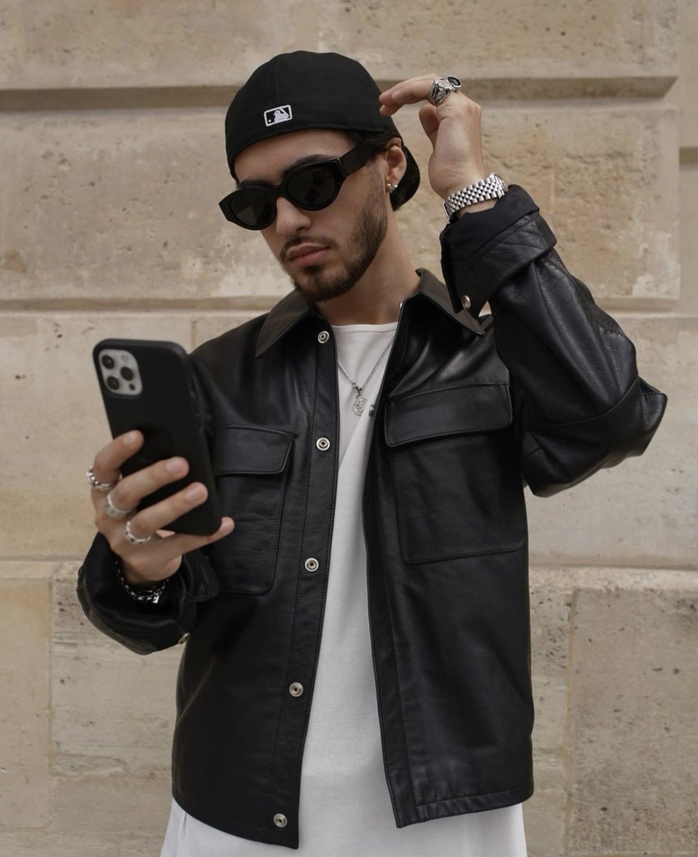 skuIIride's tweet photo. Teamed-up again with @ galerieslafayette https://t.co/CaLZU7tXZP