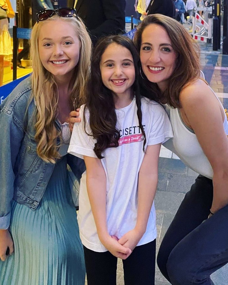 AcademyWatford's tweet photo. So proud of this little lady who had her final show in the West End last week! Congratulations to Ella for making her West End debut in one of the world’s most iconic shows!!! 🤩 #academykids https://t.co/QQmwHRi8LG