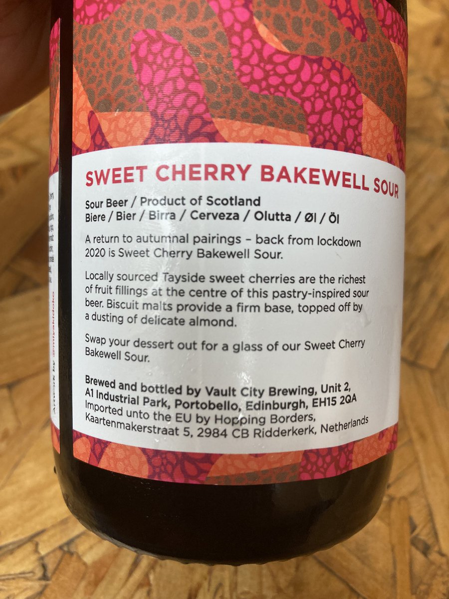s77tux's tweet photo. 2nd #BeerForToday in @GruntingGrowler is @vaultcitybrew #SweetCherryBakewellSour (7.5% ABV, 375ml) Dark red, cloudy appearance; sour cherry aroma; sharp mouthfeel, with cherry taste followed by sweet pastry aftertaste. Amazing! #Slàinte #NowDrinking https://t.co/jkSk0fRXGg