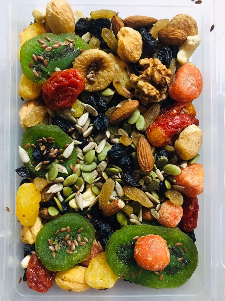 hemvini's tweet photo. Want to eat all delicious dry fruits &amp; seeds..
🍇🍓🥝🍊🍎🍒

But don't want to buy different packs for all types of Dry fruits and seeds.

then now …
here all available

Healthiest Box …
order now ….
https://t.co/aj3nkGyCfS

Offer available for this week.

Hemvini
8849771334 https://t.co/WdNbNiWj1r
