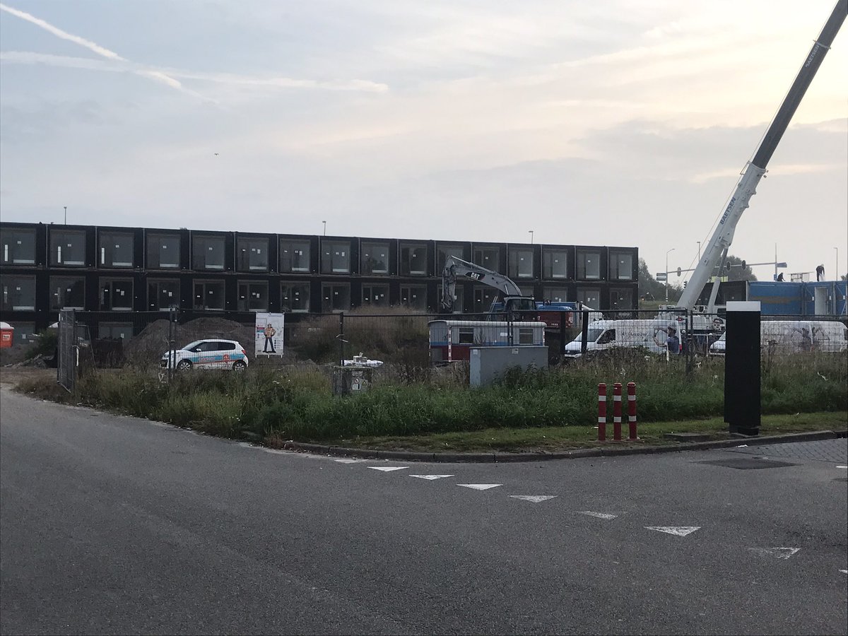 Ciskebab's tweet photo. @Marijemerx De meeuw studenten woningen https://t.co/UZg5cj3Ui2