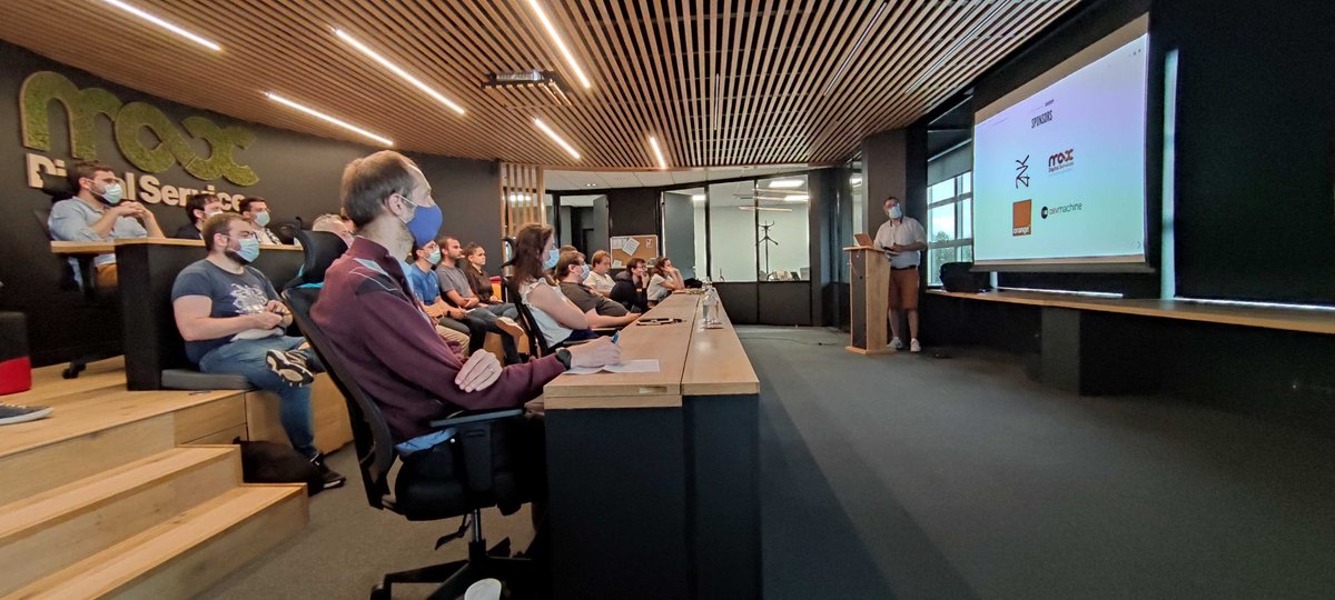maxdsfrance's tweet photo. Hier soir nous avons eu la chance d'accueillir @swcraftrennes pour le 1er talk de leur 5ème saison 💪

@AlexisDelhelle a ouvert cette année en nous parlant #Rust et pourquoi l'envisager

#tech #talk #Rust #swcraftrennes https://t.co/0rcNbXjJcj