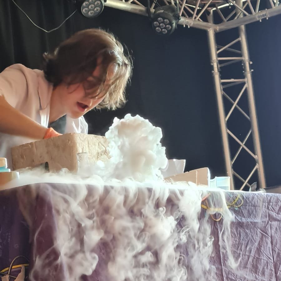 IST Primary kicked off the scientific year with a #Madscience day full of fun workshops for the whole school. Students popped, boomed and rocketed their way through a variety of workshops, all designed to promote our MadScience after school club. #Internationaleducation #enschede