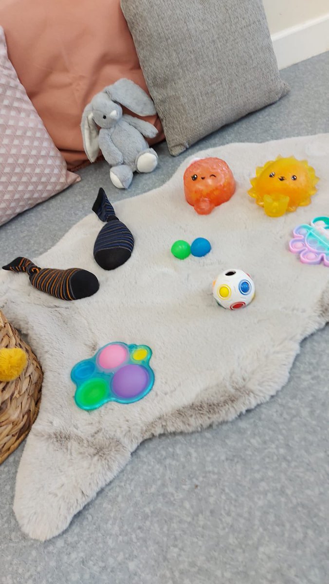 HollieRoyy's tweet photo. Thank you @AshMcCann1 for all the great ideas from our mindfulness sessions that we are able to implement in our nursery. Helping provide a safe and calming environment for our children. #Mindfulness #sensorysocks https://t.co/coFWuVh3Lq