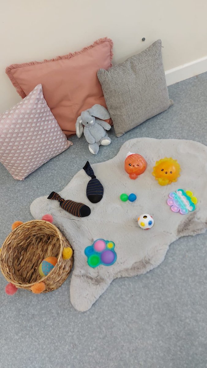 HollieRoyy's tweet photo. Thank you @AshMcCann1 for all the great ideas from our mindfulness sessions that we are able to implement in our nursery. Helping provide a safe and calming environment for our children. #Mindfulness #sensorysocks https://t.co/coFWuVh3Lq