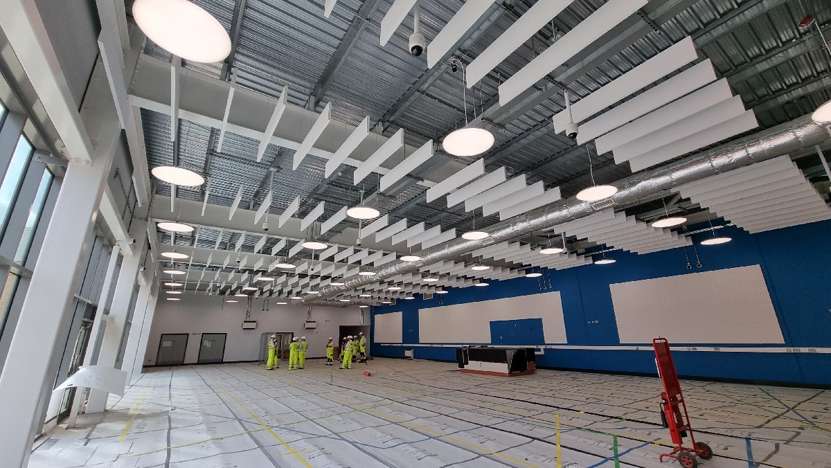 It is now only 8 weeks until construction is complete and then another 12 weeks (4 Feb 2022) when the first prisoners arrive. The hall can hold visits for 50 prisoners at a time.