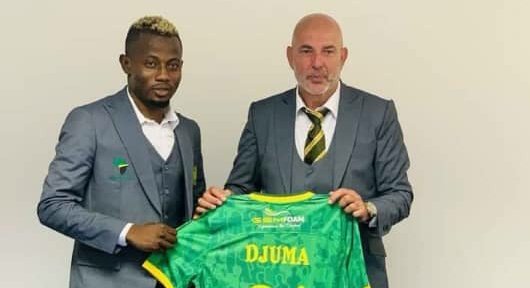 Najiuliza tu kwa harakaharaka laiti kwamba kocha wa ulimwengu ndie angekua hana vigezo vya CAF ebu vuta picha kwa wale wachambuzi ingekuaje?? Mbona saivi saivi kina eng hersi kina senzo kina gsm wetu wangekua washakula majina ya kila aina🤣🤣🤣🤣🤣🤣🤣🤣🤣