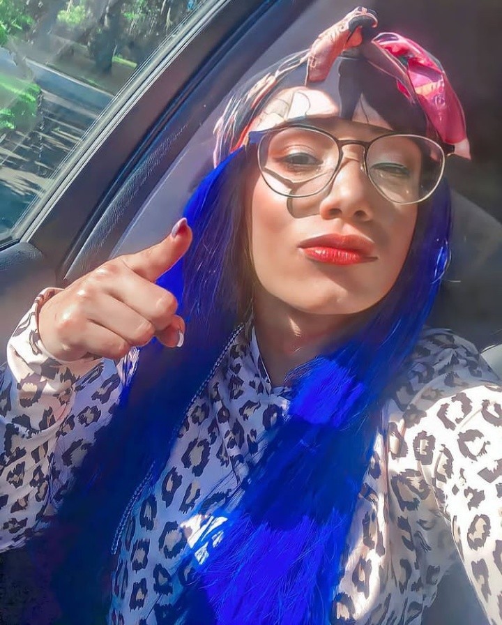 StevenF72210964's tweet photo. @TheGOAT_BankS @SashaBanksWWE 💙💙 https://t.co/CIFZu9qQkR