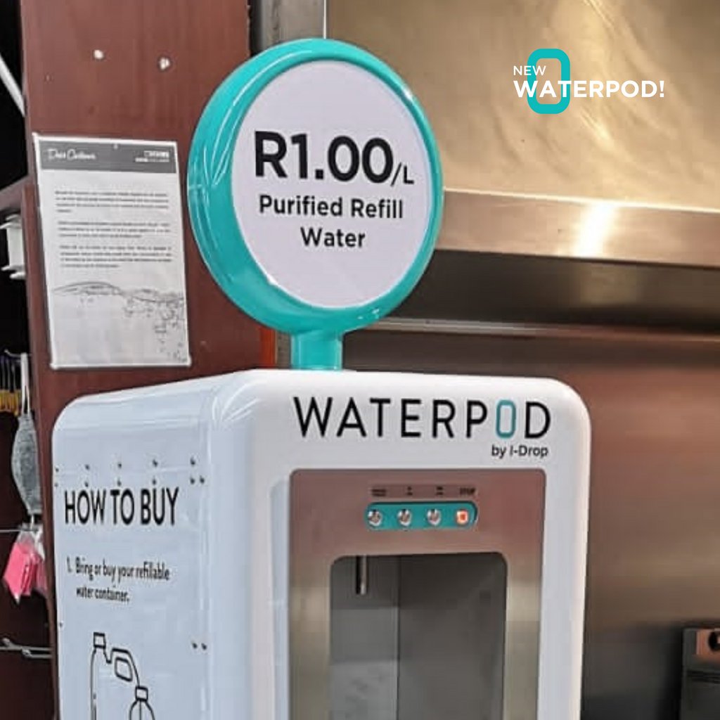 idropwater's tweet photo. New Waterpod - Kwikspar, Cambridge West, East London. 👍

Water scarcity is a part of life in the Eastern Cape. The Waterpod uses 5-stages of advanced water purification technologies to efficiently produce safe water without waste.

1 litre in = 1 litre out - the bad stuff. 💪💧 https://t.co/0M5dRZkFIj