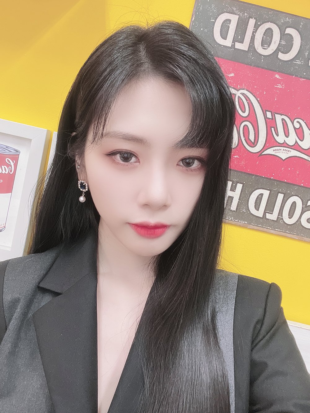 E-6SC6VVIAcuZer.jpg:orig