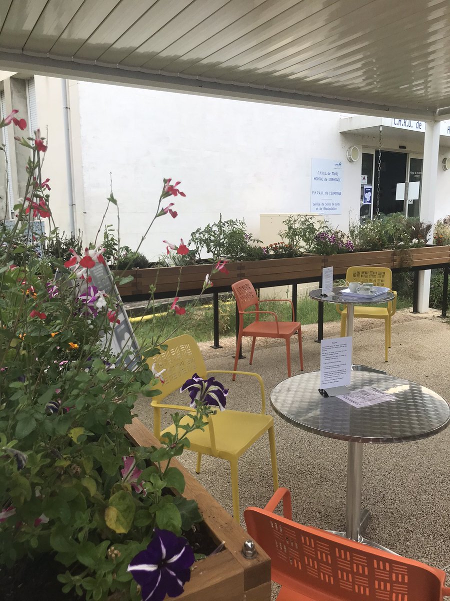FdD CHU Tours (@fddchutours) on Twitter photo Hier soir, nous avons inauguré la terrasse multi-sensorielle de l’Ermitage.
Accessible depuis quelques semaines aux patients, résidents, familles et personnels de santé, ce nouveau lieu de vie possède également une dimension thérapeutique!
Merci aux mécènes ! #Tours <a href="/CHRU_Tours/">CHRU de Tours</a> Hier soir, nous avons inauguré la terrasse multi-sensorielle de l’Ermitage.
Accessible depuis quelques semaines aux patients, résidents, familles et personnels de santé, ce nouveau lieu de vie possède également une dimension thérapeutique!
Merci aux mécènes ! #Tours <a href="/CHRU_Tours/">CHRU de Tours</a>