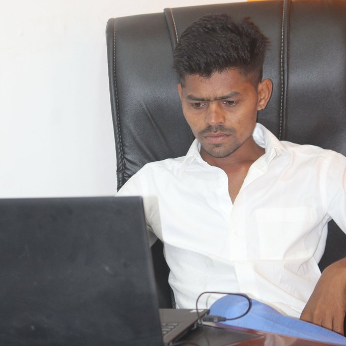 #NewProfilePic https://t.co/QwekUQzuAZ<a href="/tag/newprofilepic"class="tags">#NewProfilePic</a>