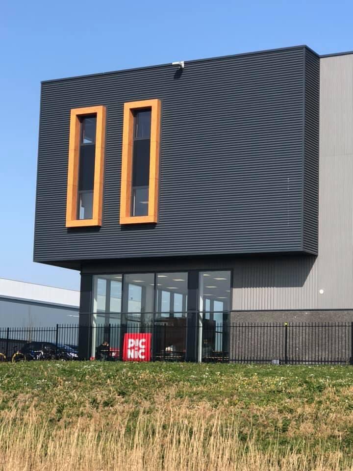 ArendsKathy's tweet photo. Deze week mooie afspraken gemaakt voor intensieve samenwerking met @WSPzhc en @picnic en de gemeente @Lansingerland. Picnic heeft veel werkgelegenheid voor inwoners in Lansingerland en haar omgeving #verbinden #inclusief #innovatie #lslonderneemt https://t.co/NG9unjYtIH