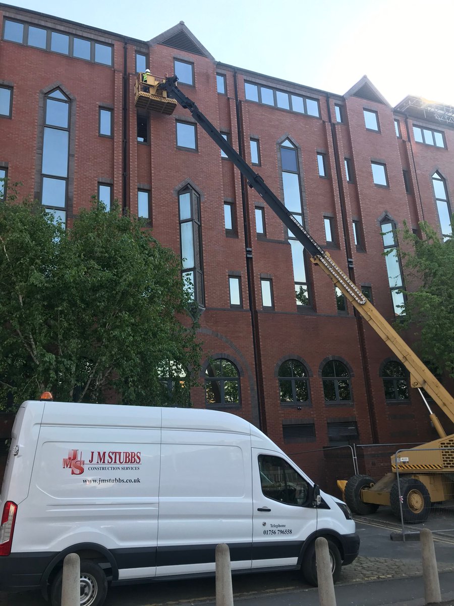 j_stubbs's tweet image. Recollecting the high level maintenance work being carried out to a commercial building at 2 Park Lane, Leeds

For more information on our services. Feel free to call us at 01756 796558 or request a quote, see website link: jmstubbs.co.uk/contact/

 #jmstubbsconstruction