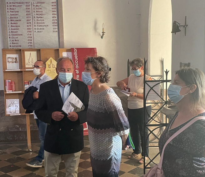 Prefet62's tweet photo. Dominique Consille, sous-préfète de l'arrondissement de #BoulogneSurMer, était hier à #Rinxent. 

A cette occasion, la sous-préfète a pu, aux côtés des élus, faire le point sur les dossiers du territoire. https://t.co/nDMCSuxyBT