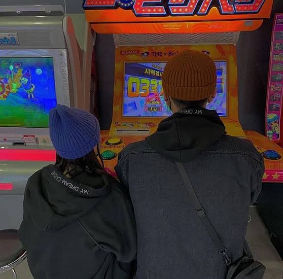 _camer02's tweet photo. This kind of date with your special someone ❤️
#arcadedate https://t.co/XVSklfO7kf