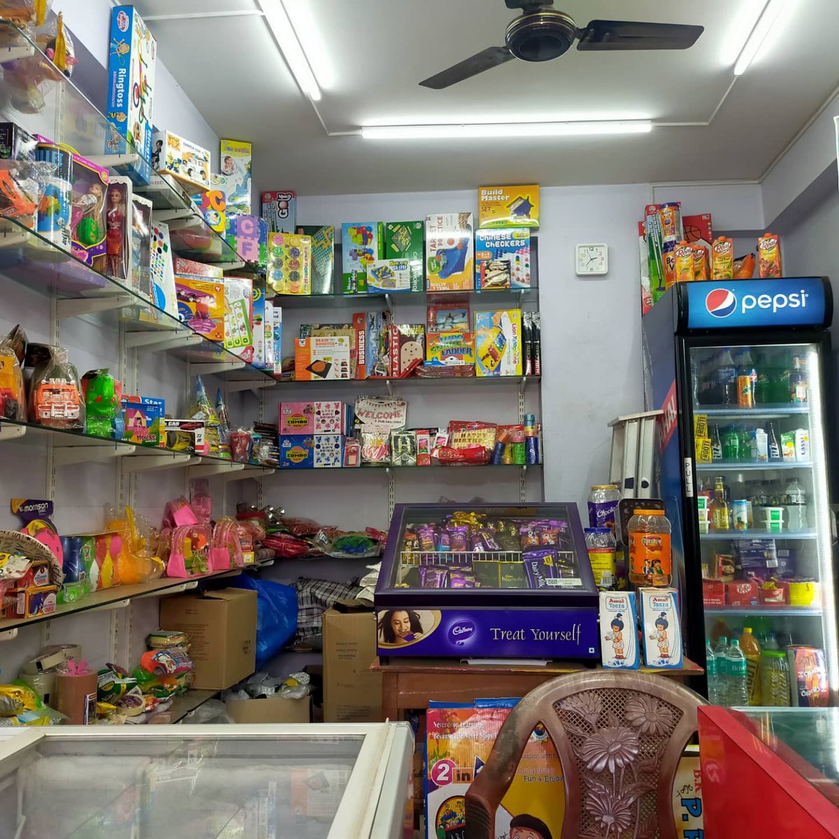 CelebrationZon3's tweet photo. ALL TYPES OF BIRTHDAY &amp; DECORATION ITEM AVAILABLE HERE

49/36 RABINDRA SARANI RISHRA HOOGHLY #rishrahooghly https://t.co/kc3jXhhOlm