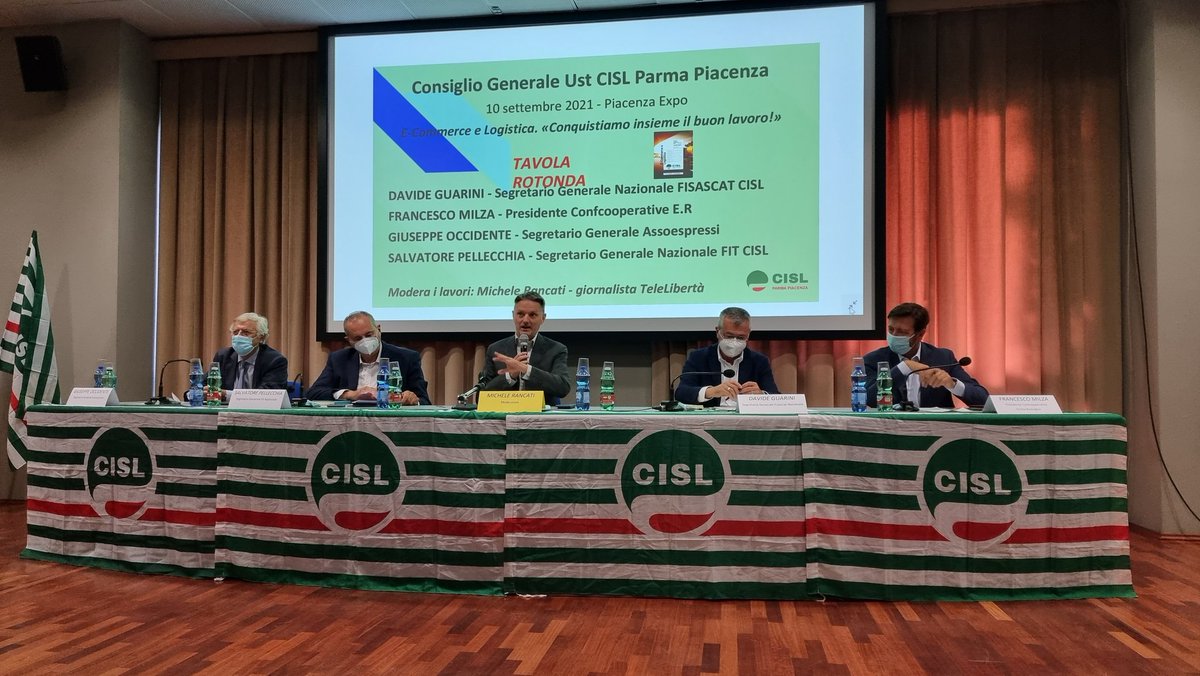 filippopieri's tweet photo. Questa mattina a #Piacenza con il Consiglio Generale della @cislprpc per discutere di logistica, e-commerce, qualità del lavoro e legalità. Settore importante per questo territorio, ma strategico e decisivo per la crescita e lo sviluppo del paese. https://t.co/D6sQKkvle3